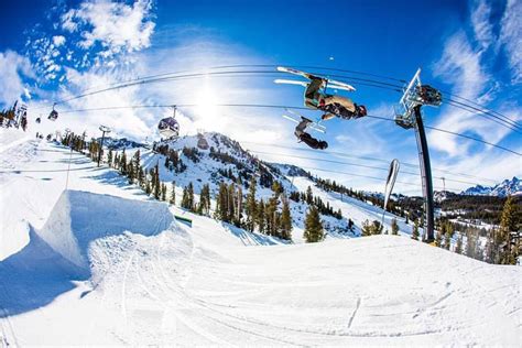 The Essential Guide to Mammoth Mountain Ski Resort