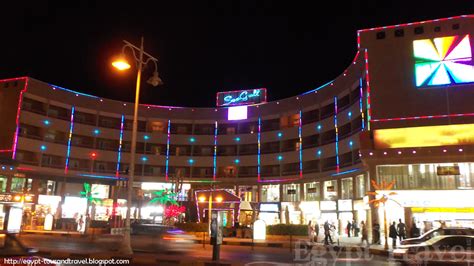 Egypt Travel: Nightlife in Hurghada