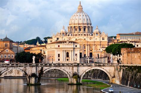 Top 10 Tourist Attractions in Rome Italy | Travel Blog