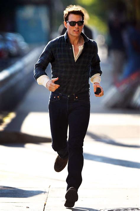 Tom Cruise Running Photos