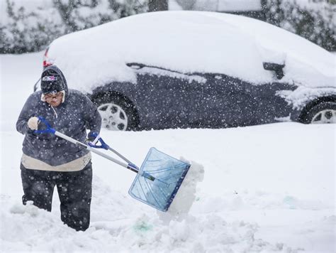 Deadly Massive Winter Storm Hits Southeast, Leaving Hundreds Of ...