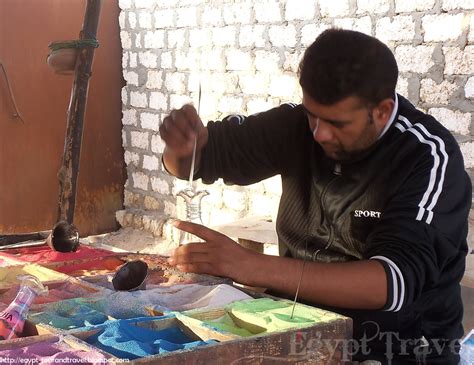 Egypt Travel: Sand in a bottle - Egyptian Sand Art