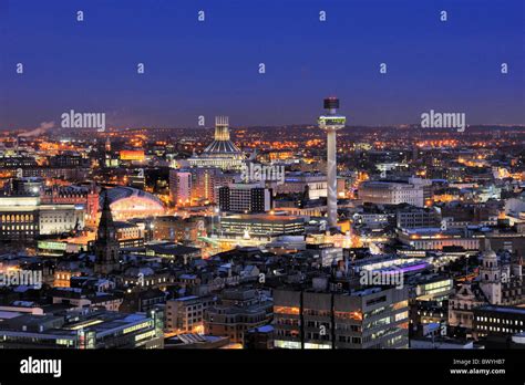 Liverpool City Centre at night showing Lime Street Station, Liverpool ...