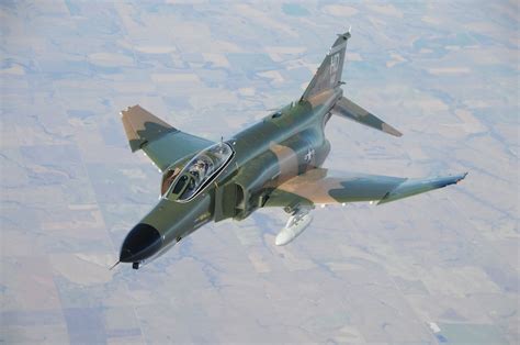 Global War Birds: F 4 Phantom II