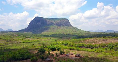 A hidden mountain rainforest has been uncovered using Google Earth ...