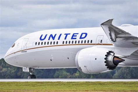 United Airlines close to acquiring 100 787 or A350 jets - Air Data News