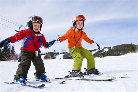 Skiing Tips for Beginners - Gear, Safety, and More