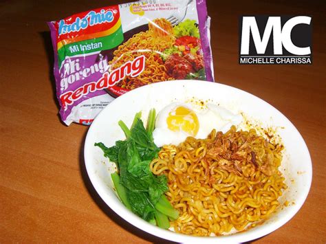 The Michelle Factor: Breakfast : Indomie - Mie Goreng Rendang + Egg ...