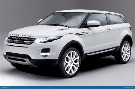 AUSmotive.com » Range Rover Evoque gets early showing