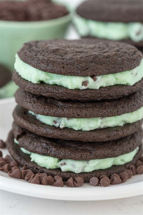 Homemade Mint Chip Oreos - Crazy for Crust