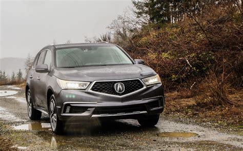 New Acura MDX Sport Hybrid exhibits poise, refinement - CNET