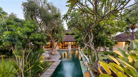 Top 12 Seminyak Villas Within Walking Distance to the Beach