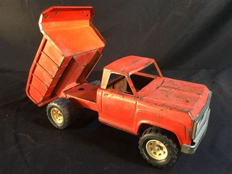 TONKA VINTAGE TOY METAL TRUCK, SERIAL NUMBER 13190, WITH MOVING BED, 14 ...