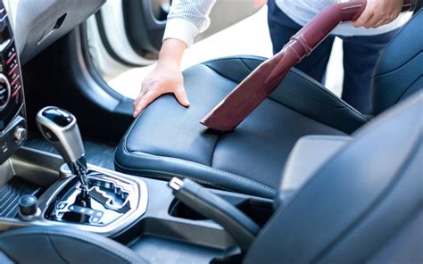 Car Interior Cleaning: How to Clean Seats, Carpet & More | Zameen Blog