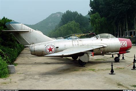 Mikoyan-Gurevich MiG-15bis - North Korea - Air Force | Aviation Photo ...