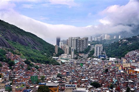 Slum Tourism Spreads in Rio | Financial Tribune