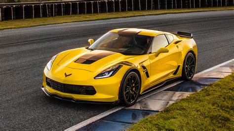 First Drive: 2017 Chevy Corvette Grand Sport