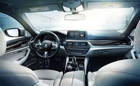 2020 BMW 5 Series Interior | BMW 5 Series Seating Capacity