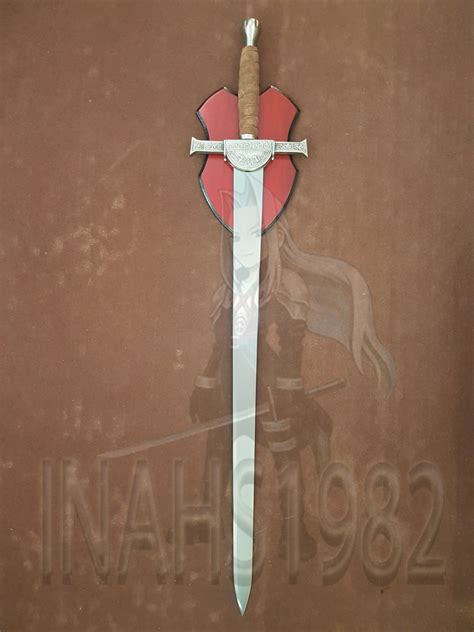 Highlander Clan Macleod Sword With Wall Plaque