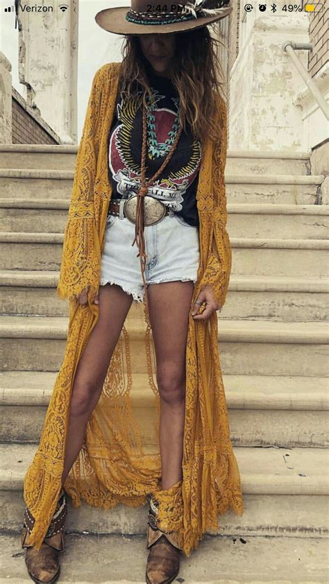 Boho style | Boho chic outfits, Boho outfits, Boho fashion