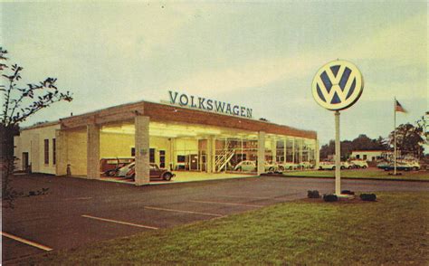 Pin by Kevin Putz on Old VW dealerships | Volkswagen, Vw dealership ...