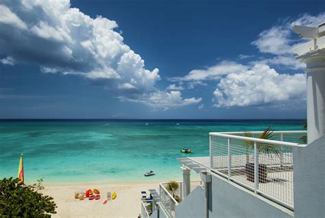 Grand Cayman Beach Suites in George Town, Cayman Islands | Beach suite ...