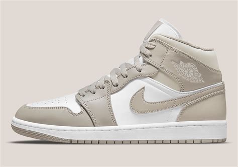 Air Jordan 1 Mid Linen White 554724-082 | SneakerNews.com