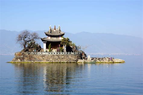 Dali Travel Costs & Prices - Old Town, Erhai Lake, Cangshan Mountains ...