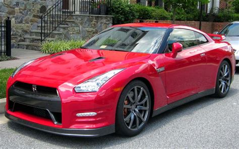 2013 Nissan GT-R | Top Cars