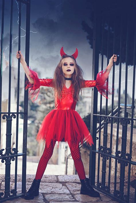 Scary Female Demon Costume