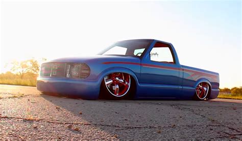 Custom Chevy S10 packs some beautiful retro touches - ChevyTV