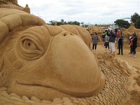 The amazing adventures of Cazzbo: Sand Sculptures (Frankston Beach)