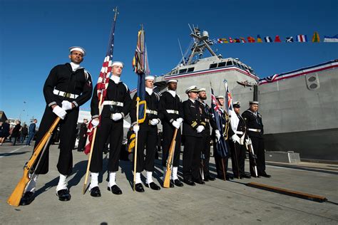 VIDEO: USS Canberra Commissions in Rare Overseas Ceremony - USNI News