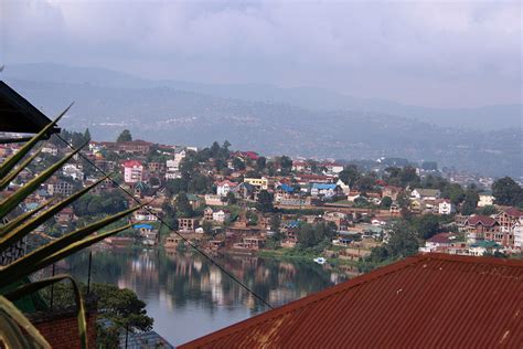 BUKAVU | ACQUA CHIARA CONGO