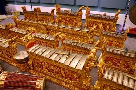 10 Facts about Balinese Gamelan | Fact File