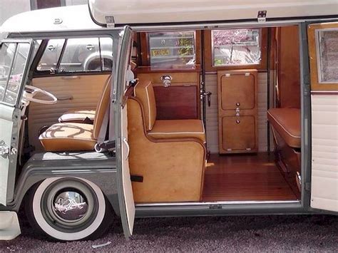 Cool 30 Creative Vw Bus Interior Design Ideas https://roomadness.com ...