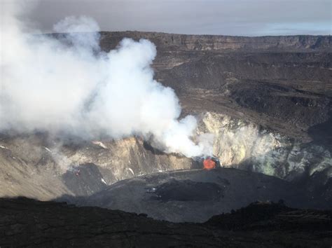 Kīlauea Volcano Eruption Continues, Crater Lake Covers 54 Acres : Maui Now