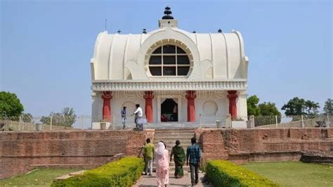 travel and tourism kushinagar history why kushinagar famous know how to ...