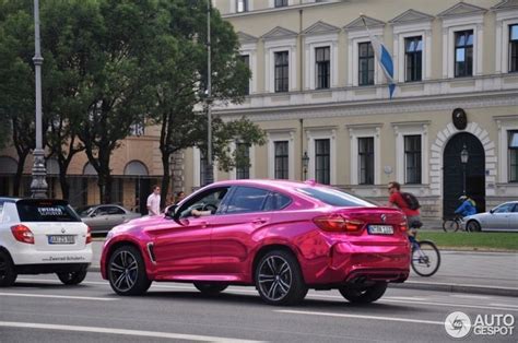 Pink BMW X6 M goes for a stroll in Munich | Pink bmw, Bmw x6, Bmw