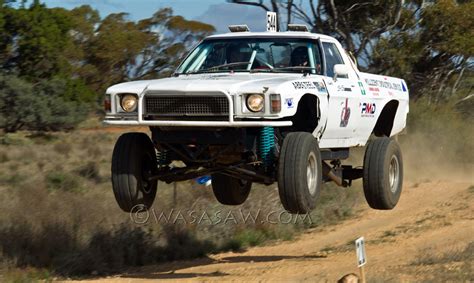 Flying Holden HX Ute | Aussie muscle cars, Australian cars, Old race cars