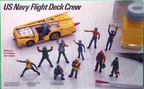 1:72 US NAVY FLIGHT DECK CREW