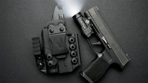 Best Holsters for Sig Sauer P365 w/ Streamlight TLR-7sub | IWB and OWB ...