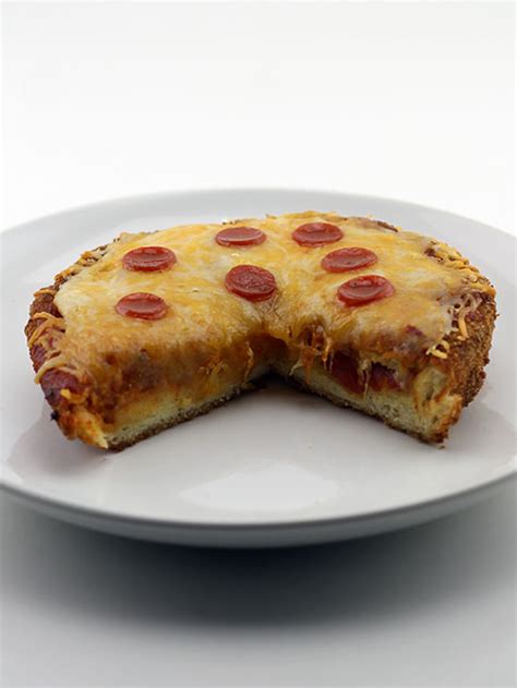 Deep Fried Pizza Crust Pizza - DudeFoods.com - Food Recipes & Videos