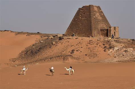 In photos: The forgotten Nubian pyramids of Sudan | Daily Sabah