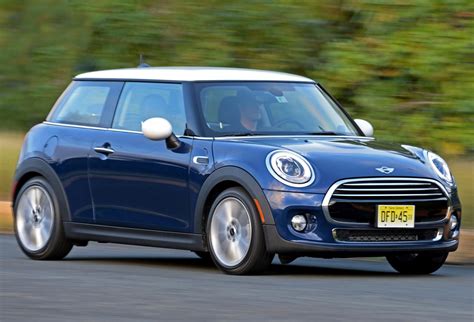 2017 MINI Hardtop 2 Door Hatchback Pricing - For Sale | Edmunds