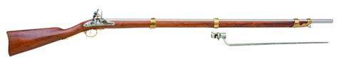 American Revolutionary Musket with Bayonet - The United States Replica ...