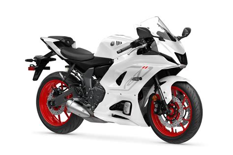 2023 Yamaha YZF-R7 Guide • Total Motorcycle