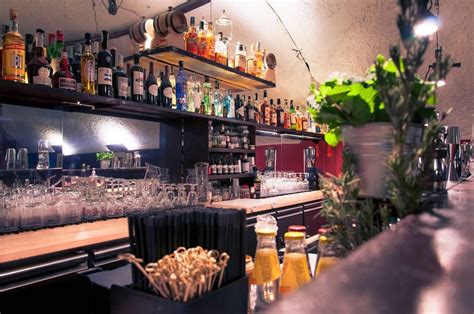 10 Best Places for Nightlife in Rome Italy - Rome Nightlife | IB