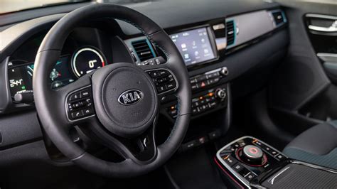 The Kia Niro EV Asks You to Pay a Slight Premium - CarsRadars