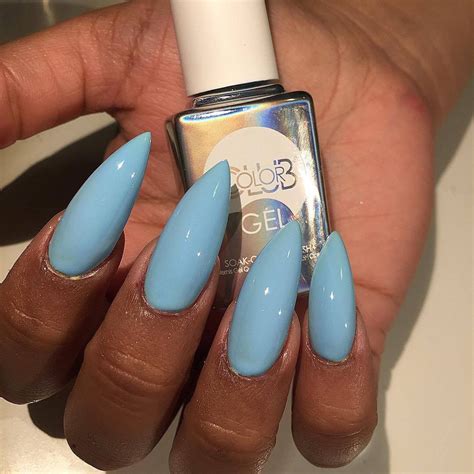 We love this baby blue gel polish! Have an awesome start to the week ...